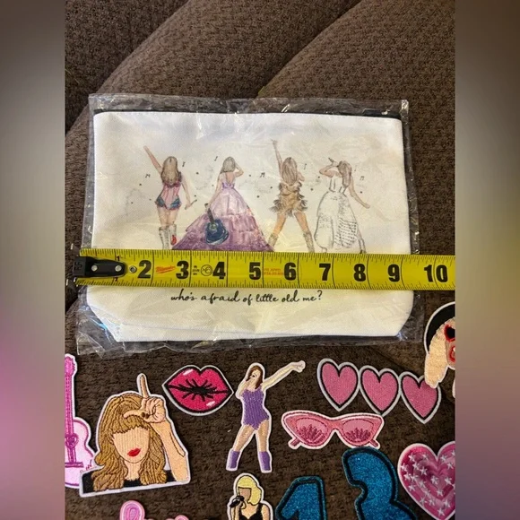 🩷🩵Taylor swift Colorful Embroidered Patches Set🩷🩵 - Picture 3 of 6